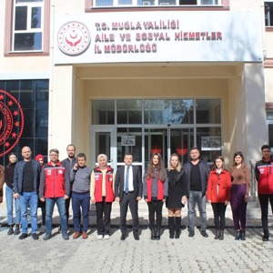 AFET BÖLGESİNDEKİ VATANDAŞLARIMIZIN YANINDA OLMAYA DEVAM EDİYORUZ - fotoğraf 1