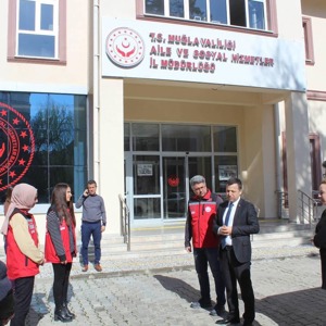 AFET BÖLGESİNDEKİ VATANDAŞLARIMIZIN YANINDA OLMAYA DEVAM EDİYORUZ - fotoğraf 2