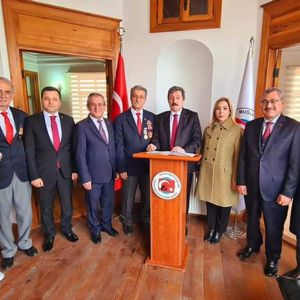 MUĞLA ŞEHİT AİLELERİ YARDIMLAŞMA VE DAYANIŞMA DERNEĞİNE ZİYARET    - fotoğraf 2