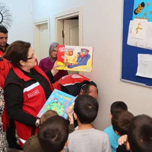 Bakanımız Derya Yanık Malatya’da Depremzedeleri Ziyaret Etti - fotoğraf 20