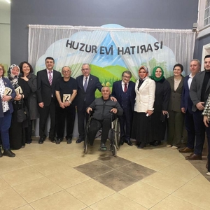 TERAPİ NİTELİĞİNDE YAŞLILARA SAYGI HAFTASINI HUZUREVİMİZDE KUTLADIK - fotoğraf 5