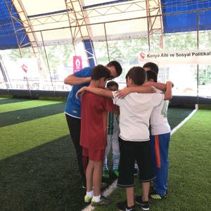 Koruyucu Aile Yanındaki Çocuklarımız Halı Saha Müsabakasında Buluştu - fotoğraf 4