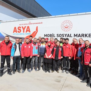 Bakanımız Derya Yanık Malatya’da Depremzedeleri Ziyaret Etti - fotoğraf 8
