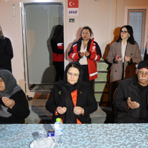 Bakanımız Derya Yanık Osmaniye'de İftar Programına Katıldı - fotoğraf 5
