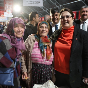 Bakanımız Derya Yanık Osmaniye'de İftar Programına Katıldı - fotoğraf 4
