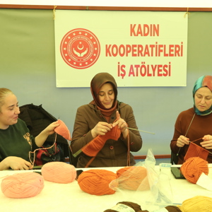 Aile ve Sosyal Hizmetler Bakanlığı Depremzede Kadınlar İçin İş Atölyeleri Kuruyor  - fotoğraf 9