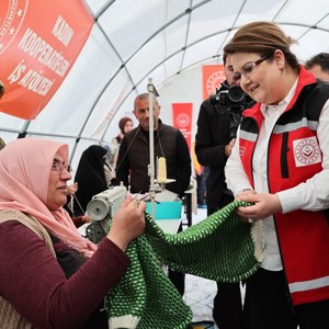 Aile ve Sosyal Hizmetler Bakanlığı Depremzede Kadınlar İçin İş Atölyeleri Kuruyor - fotoğraf 8