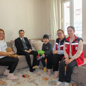 İl Müdürümüz Otizmli Çocuklar Ve Ailelerini Ziyaret Etti. - fotoğraf 3