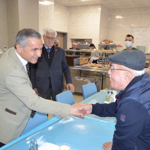 Huzurevi Yaşlılarımızla İftar Sofrasında Biraya Geldik - fotoğraf 2