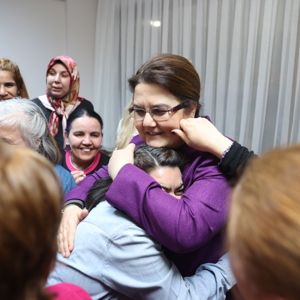 Cumhurbaşkanı Yardımcısı Oktay ve Bakanımız Derya Yanık "Engelsiz İftar Buluşması"na Katıldı - fotoğraf 3