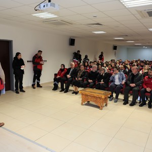 Bakanımız Derya Yanık Kahramanmaraş'ta Depremzedelerle İftarda Bir Araya Geldi - fotoğraf 11
