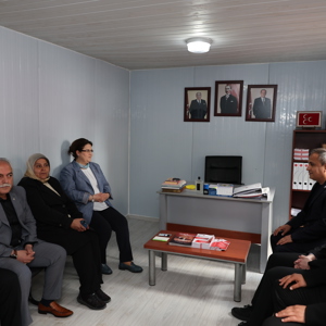 Bakanımız Derya Yanık Kahramanmaraş'ta Depremzedelerle İftarda Bir Araya Geldi - fotoğraf 18