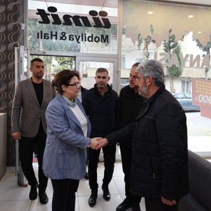 Bakanımız Derya Yanık Kahramanmaraş'ta Depremzedelerle İftarda Bir Araya Geldi - fotoğraf 24