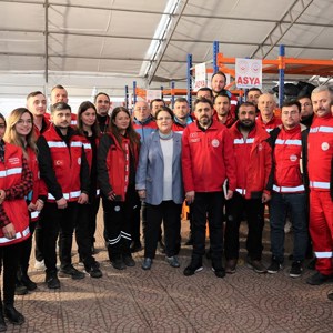 Bakanımız Derya Yanık Kahramanmaraş'ta Depremzedelerle İftarda Bir Araya Geldi - fotoğraf 15