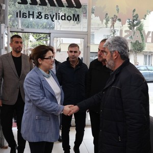 Bakanımız Derya Yanık Kahramanmaraş'ta Depremzedelerle İftarda Bir Araya Geldi - fotoğraf 11