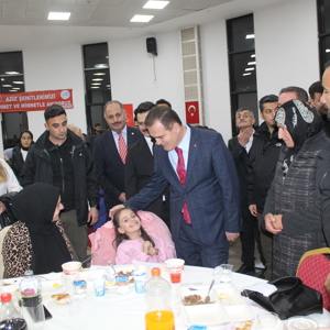 Şehit Aileleri, Gazi ve Gazi Aileleri Onuruna İftar Programı Düzenlendi - fotoğraf 8