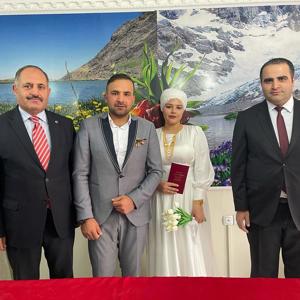 Depremzede Çiftin Nikâhını Vali/Belediye Başkan Vekili İdris Akbıyık Kıydı - fotoğraf 3