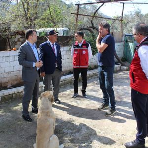 İl Müdürümüz Osman TOPRAKÇI, Milas İlçesinde yaşayan Kıbrıs Gazisi Faik KUNDAKÇI, Kore Gazisi Vasfi ÇELİK ve 11.04.2023 tarihinde vefat eden Ahmet YILDIZ’ın ailesini ziyaret etti. - fotoğraf 4