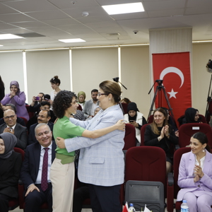 Bakanımız Derya Yanık Devlet Korumasında Yetişen Gençlerin Kamu Kurumlarına Atanması Töreni'ne Katıldı - fotoğraf 3