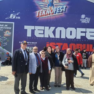 TEKNOFEST 2023 İstanbul etkinliğine Çocuklarımız, Gazilerimiz ve Yaşlılarımız ile katılım sağlanmıştır. - fotoğraf 3