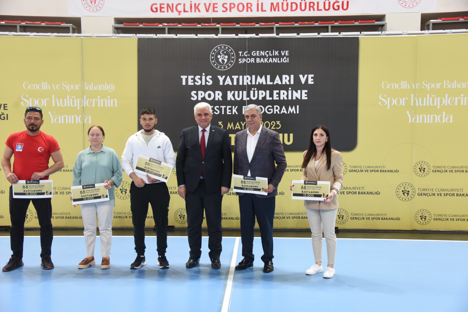 Kastamonu’daki Amatör Spor Kulüplerine Destek Verildi