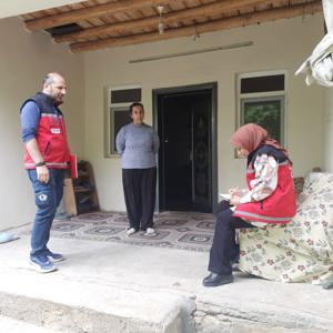 Sosyal, Ekonomik Destek yardımından faydalanan ve Evde Bakım hizmetlerinden yararlanan ailelerimiz ziyaret edildi. - fotoğraf 2