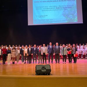 İl Müdürümüz Halit Açar, Nevşehir Hacıbektaş Üniversitesi Hemşirelik Bölümü 1. Sınıf öğrencilerinin “Üniforma Giyme Törenine” katıldı. - fotoğraf 1