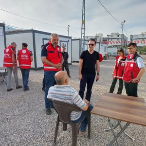 Başkanımız Dr. Fatih PEKŞEN Hatay'da depremzedelere ziyarette bulundu - fotoğraf 2