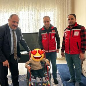 İl Müdürümüz Kaya Özel Gereksinimli Çocukları Unutmadı - fotoğraf 2