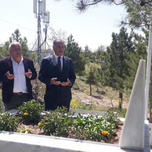 İl Müdürümüz Halit Açar şehitlerimizin kabirlerini ziyaret etti - fotoğraf 1