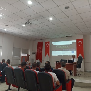 Engelli Evde Bakım Yardımı Yönetmeliği değerlendirme toplantısı, İl Müdürlüğümüz ve Bitlis Sosyal Hizmet Merkezi Müdürlüğü personellerinin katılımı ile gerçekleştirilmiştir. - fotoğraf 1