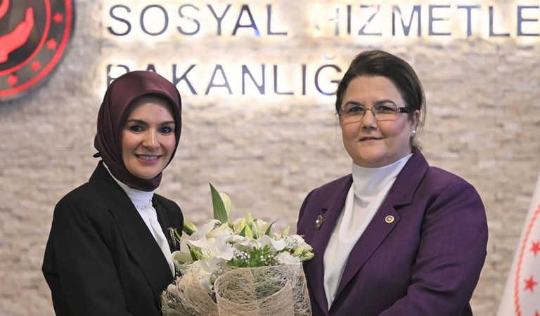 Aile ve Sosyal Hizmetler Bakanımız Göktaş, Görevi Derya Yanık'tan Devraldı
