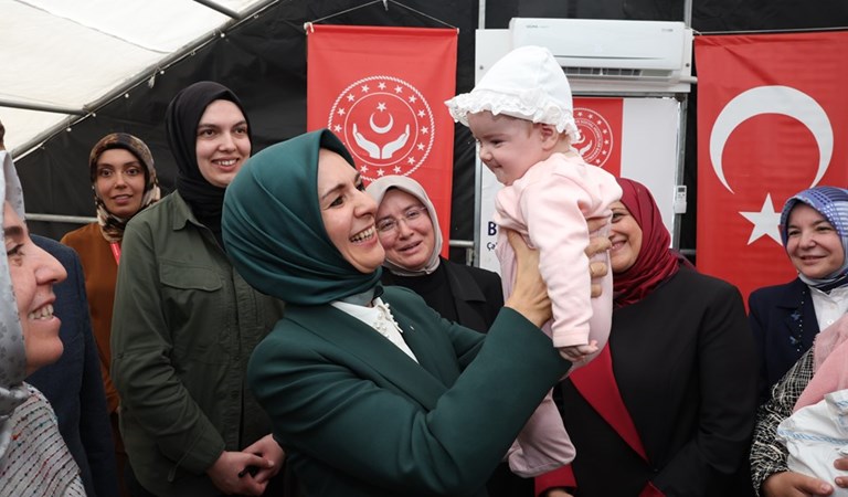 Aile ve Sosyal Hizmetler Bakanımız Mahinur Özdemir Göktaş, İlk Ziyaretini Kahramanmaraş'a Yaptı