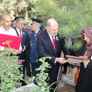 Şehit P. Uzm. Onb. Yasin SARI Törenle Defnedildi - fotoğraf 7