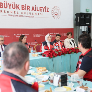 Aile ve Sosyal Hizmetler Bakanımız Göktaş Diyarbakır Annelerini Ziyaret Etti - fotoğraf 5