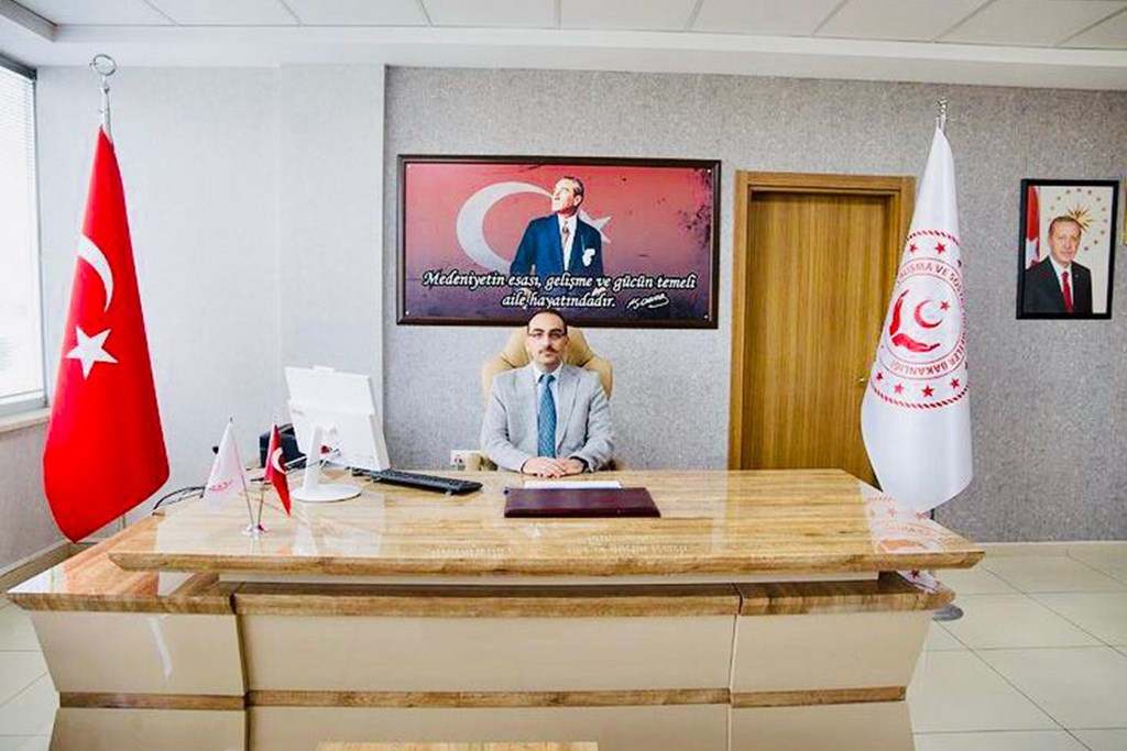 İl Müdürümüz Sayın Cüneyd ÖZDEMİR’in 30 Haziran Koruyucu Aile Günü 	Mesajı