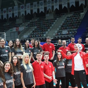  Bakanımız Göktaş’tan Avrupa ve Balkan Şampiyonalarına Hazırlanan Genç Milli Voleybol Takımları Oyuncularına Ziyaret - fotoğraf 3