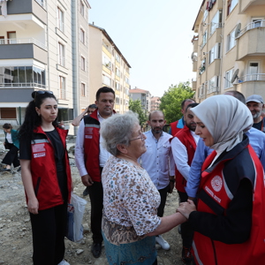 Bakanımız Mahinur Özdemir Göktaş Selden Etkilenen Zonguldak'ta İncelemelerde Bulundu - fotoğraf 4
