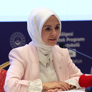 Aile ve Sosyal Hizmetler Bakanımız Göktaş ile Milli Eğitim Bakan Tekin, “Afet Bölgesi Eğitim Destek Programı İşbirliği Protokolünü imzaladı - fotoğraf 1