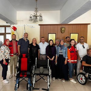“Aşalım Engelleri Birlikte Kütahya” kermesinden elde edilen gelirler Hatay’daki engellilere umut oldu. - fotoğraf 5