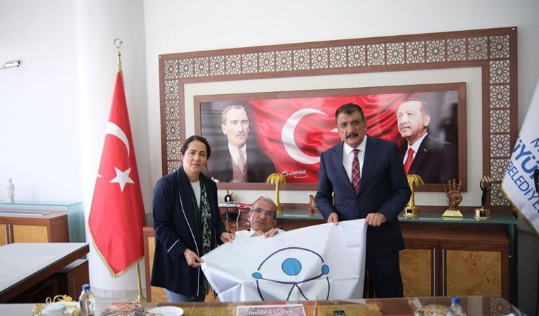 Bakan Yardımcımız  Sevim Sayim Madak Malatya Büyükşehir Belediyesini ziyaret etti. 