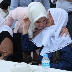 Bakanımız Mahinur Özdemir Göktaş Baba Ocağı Emirdağ’da 17’nci Gurbetçi Festivali’ne Katıldı - fotoğraf 15