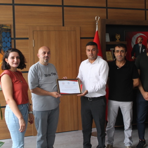 Aile ve Sosyal Hizmetler İl Müdürlüğü ve Bağlı Kuruluşlara Erişilebilirlik Belgesi verildi - fotoğraf 2