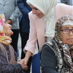Bakanımız Mahinur Özdemir Göktaş Baba Ocağı Emirdağ’da 17’nci Gurbetçi Festivali’ne Katıldı - fotoğraf 14
