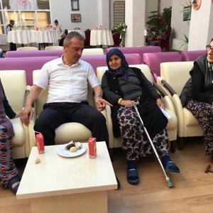 Merzifon Huzurevi Müdürlüğümüz sakinleri tarafından yapılan el işleri sergisi - fotoğraf 1
