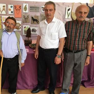 Merzifon Huzurevi Müdürlüğümüz sakinleri tarafından yapılan el işleri sergisi - fotoğraf 2