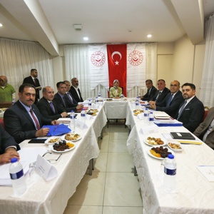 Aile ve Sosyal Hizmetler Bakanımız Mahinur Özdemir Göktaş, Hatay’da “Kalp Kalbe Programı”na Katıldı - fotoğraf 5