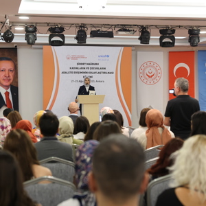 Aile ve Sosyal Hizmetler Bakanımız Göktaş: “Temel ilkemiz kadına yönelik şiddete karşı sıfır toleranstır” - fotoğraf 2