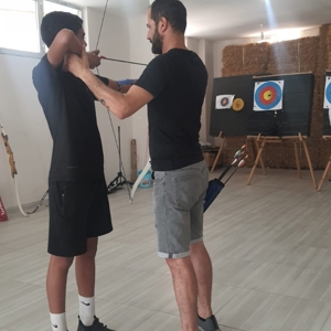 #SilifkeSHM #OkulDestekProjesi çocuklarımız ve İl Müdürlüğümüz #ÇocukHakları Komite üyesi çocuklarımız okçuluk kursunda bir araya gelerek farklı bir gün yaşadılar.  📍Silifke Okçuluk Kulübü - fotoğraf 2