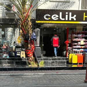 Çarşıda, Pazarda,  Sokakta, Vatandaşın sosyal hizmete ihtiyaç duyduğu yerde,  #ASDEPHerZamanHerYerde   📍Yenişehir - fotoğraf 1